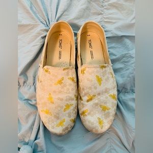TOMS Gold Bumble Bee 9w